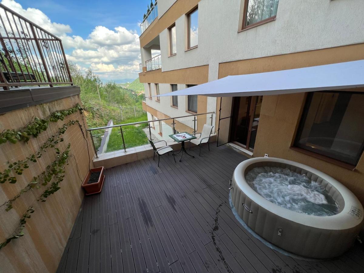 Coroni Studio With Jacuzzi Braşov Extérieur photo
